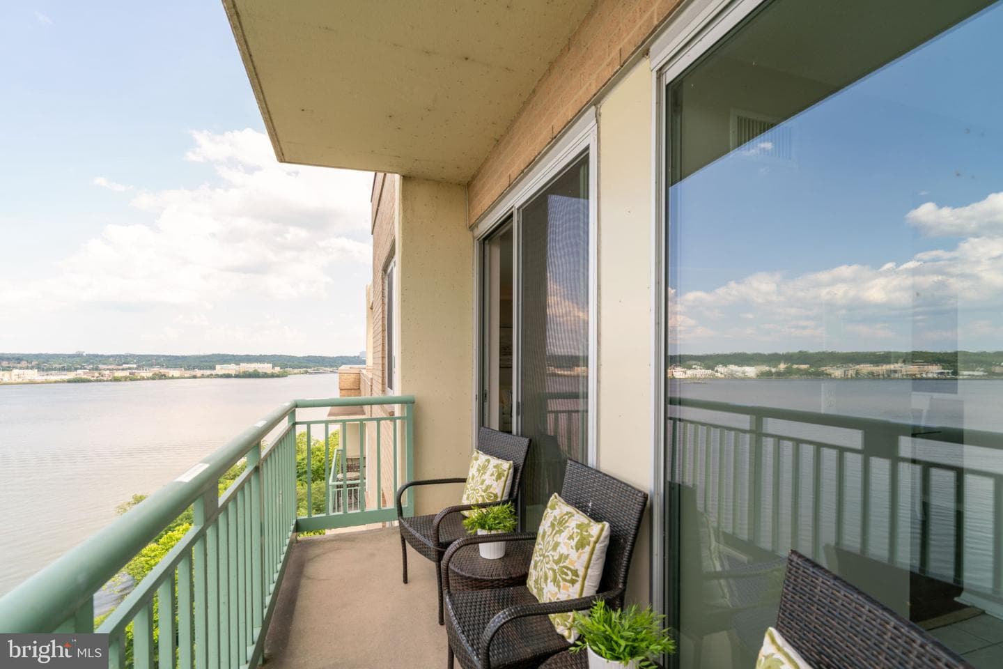501 Slaters Lane #1407 photo 5