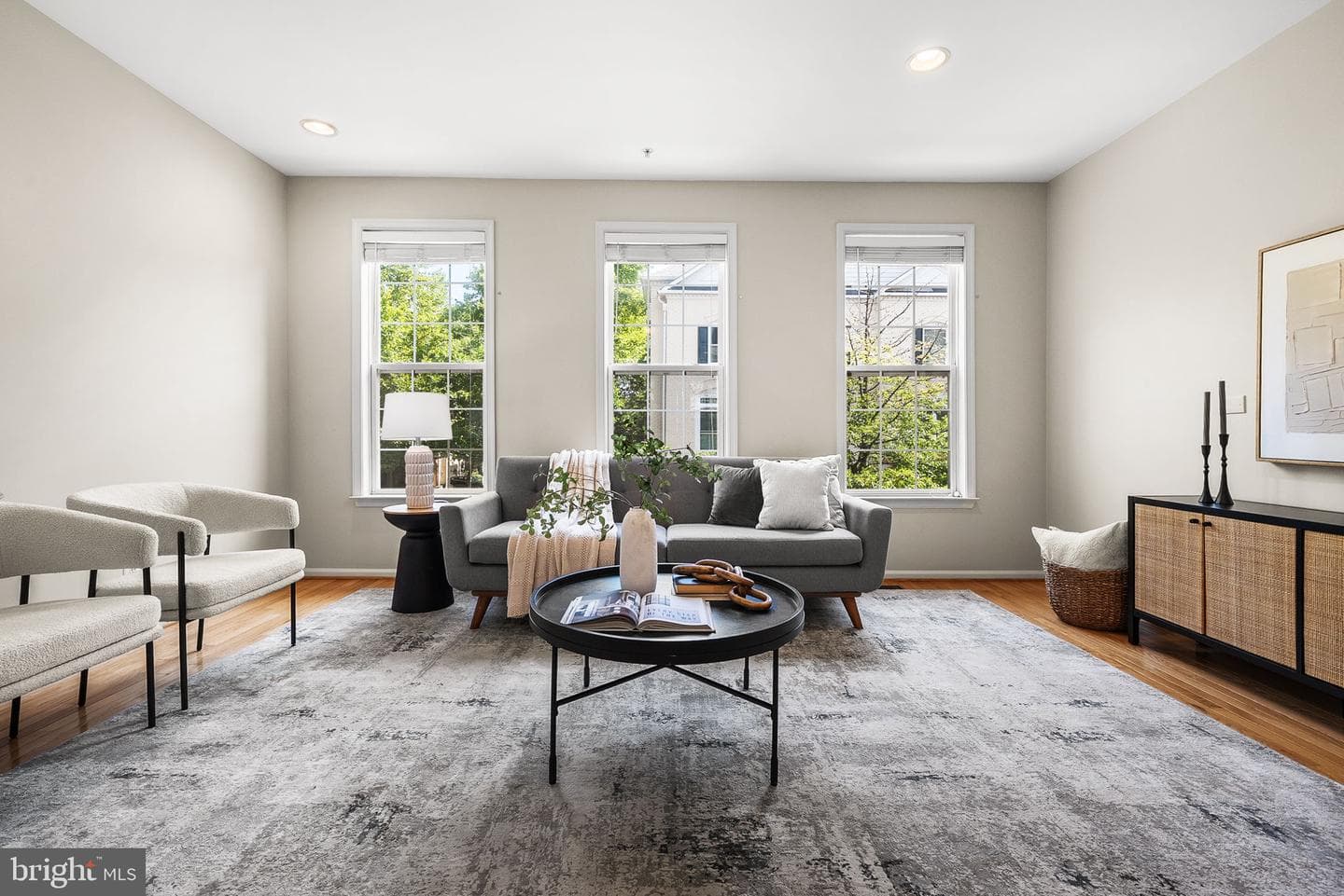 349 Livermore Lane photo 3