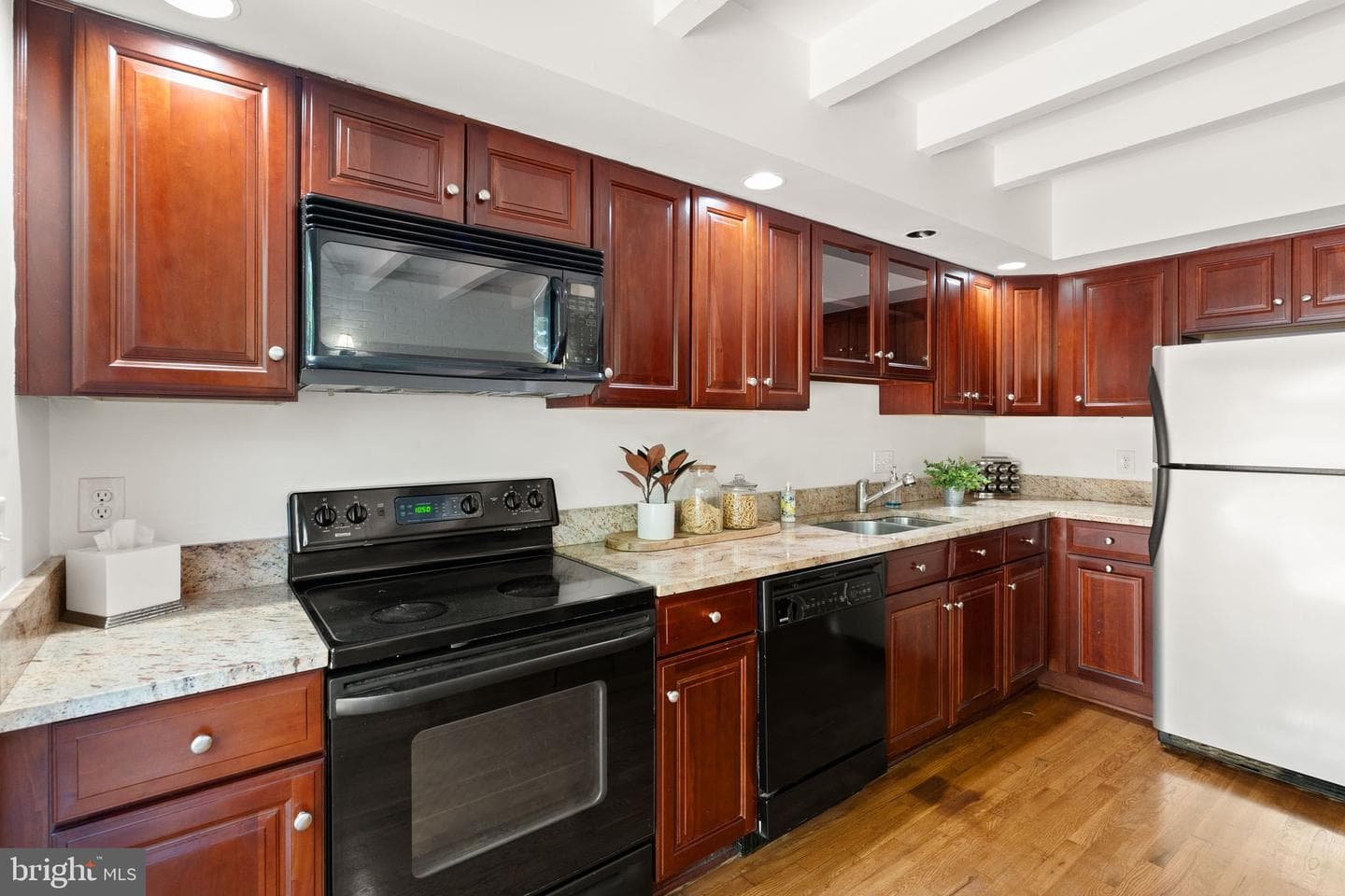 519 S St Asaph Street photo 20