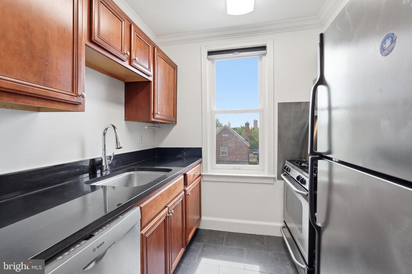 906 S Washington Street S #307 photo 6