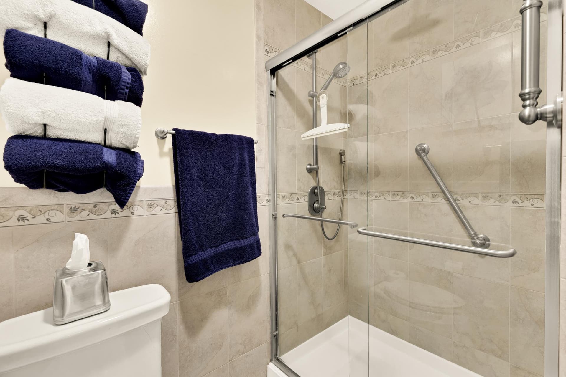 5006 Domain Place photo 32