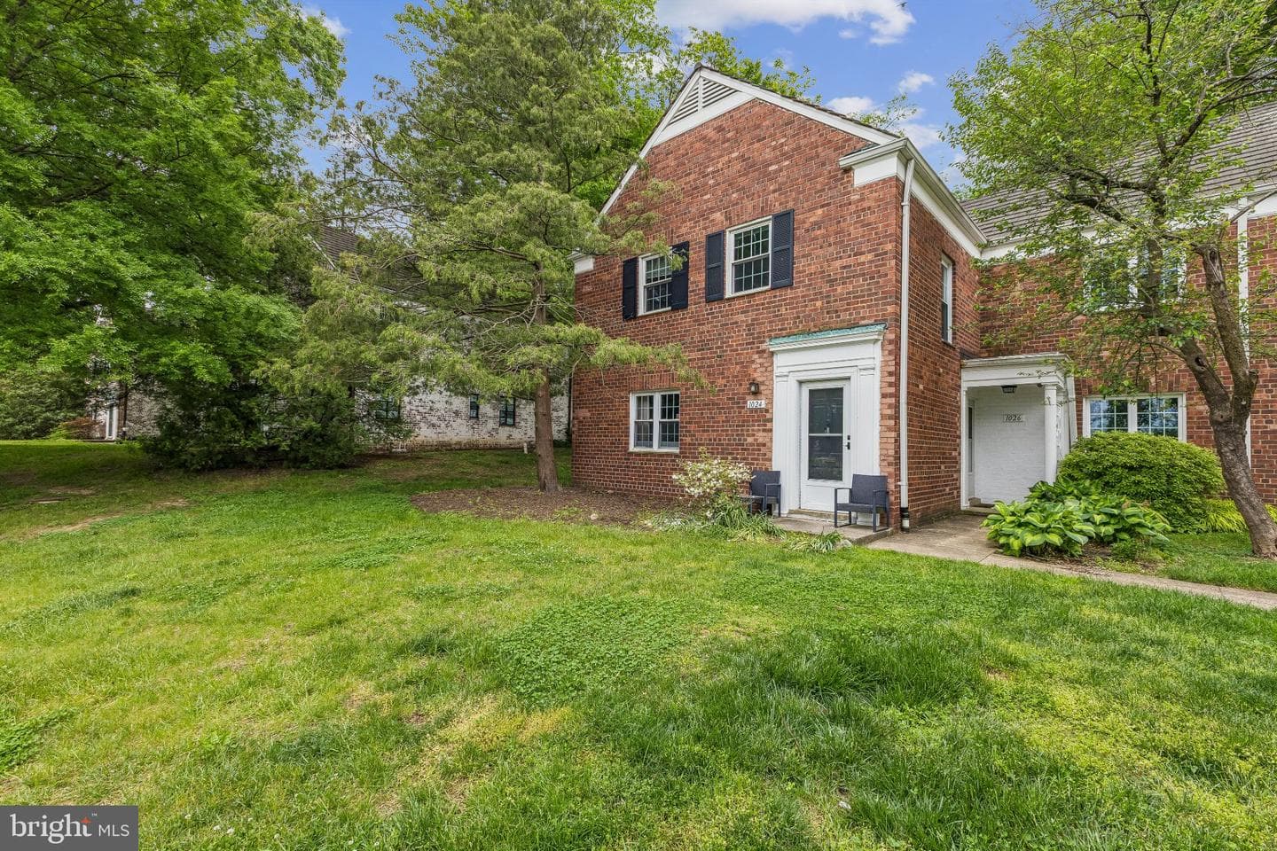 1024 Valley Drive, Alexandria
