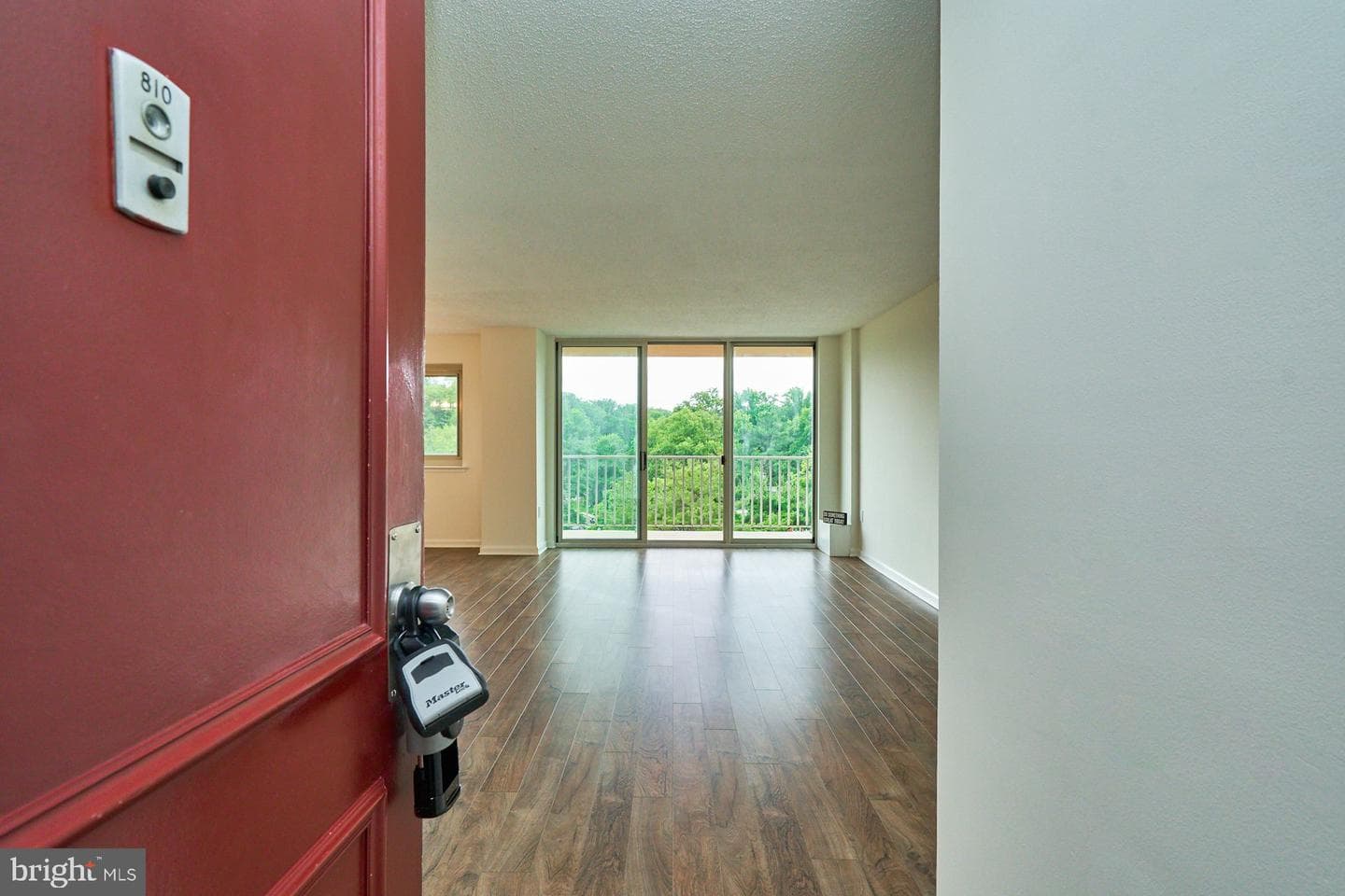 1225 Martha Custis Drive #810 photo 10