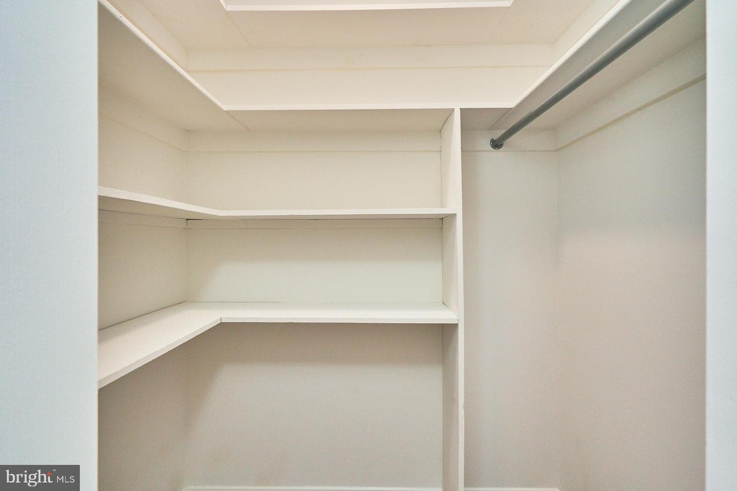 1225 Martha Custis Drive #810 photo 26