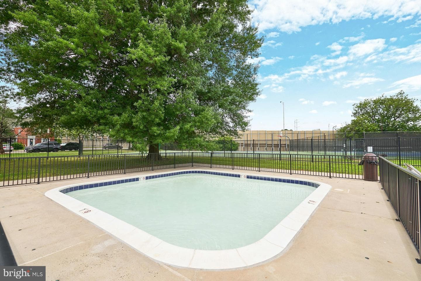 1225 Martha Custis Drive #810 photo 49