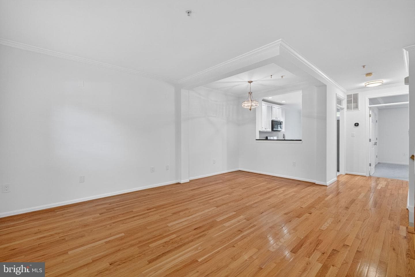 718 Norfolk Lane #a photo 6