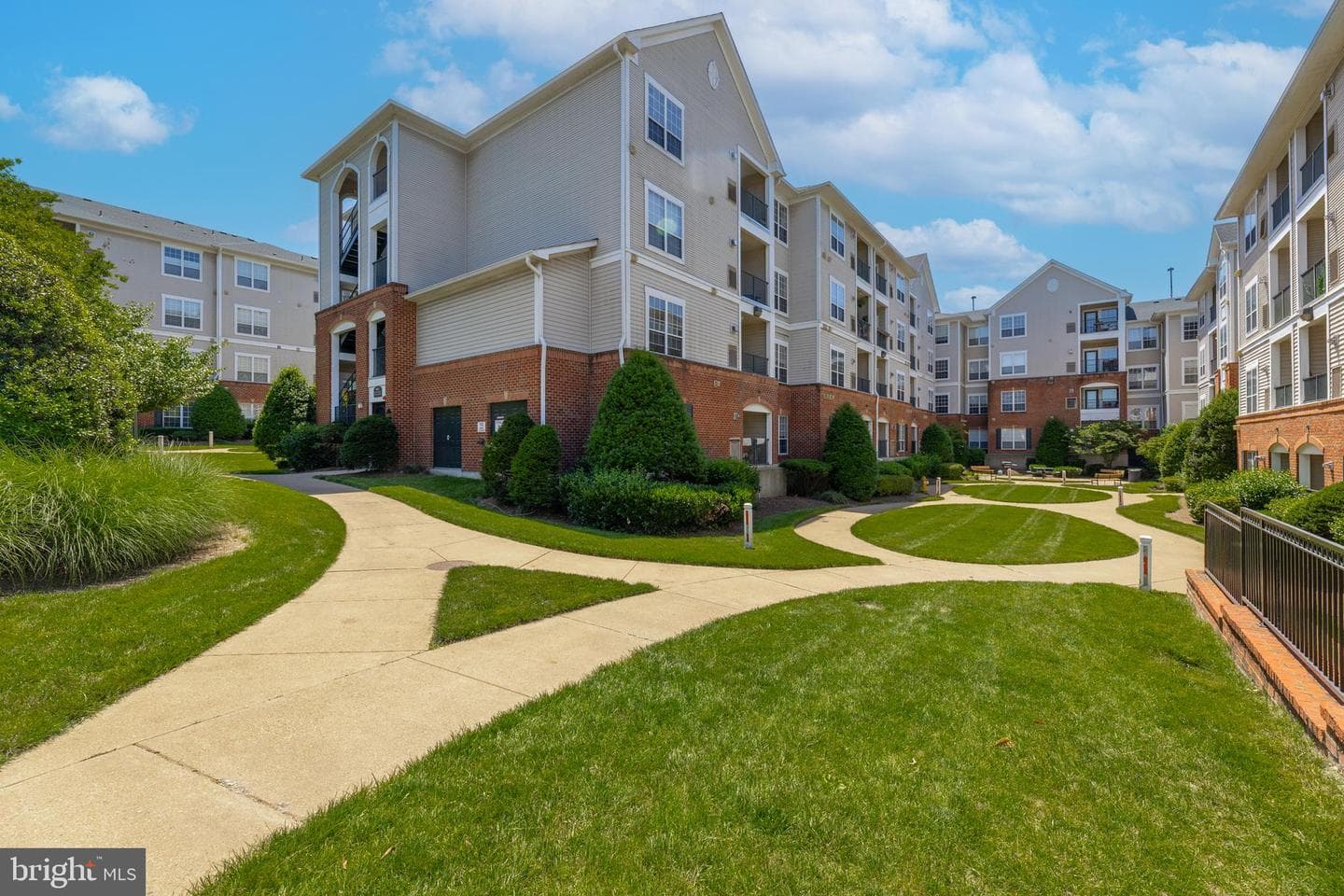 4852 Eisenhower Avenue #338, Alexandria