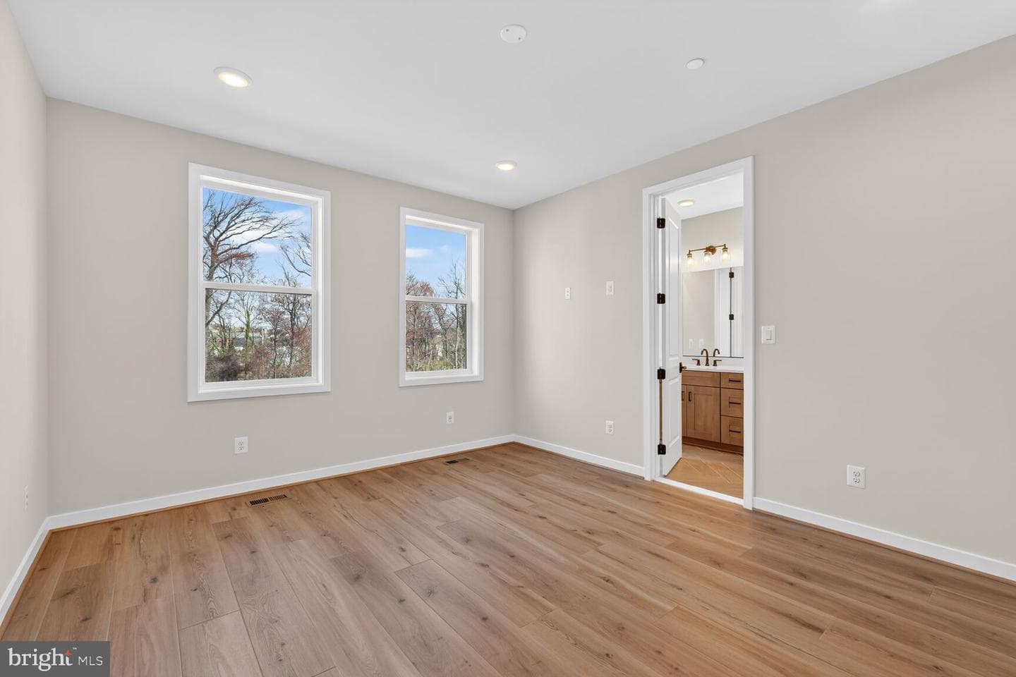 4971 Lachlan Mews photo 7