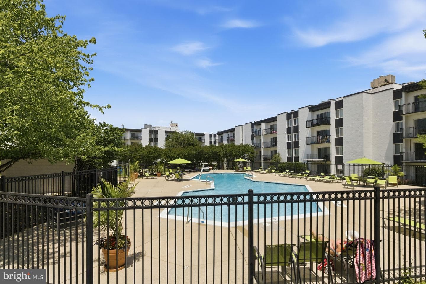 4 S Van Dorn St # 603 photo 41