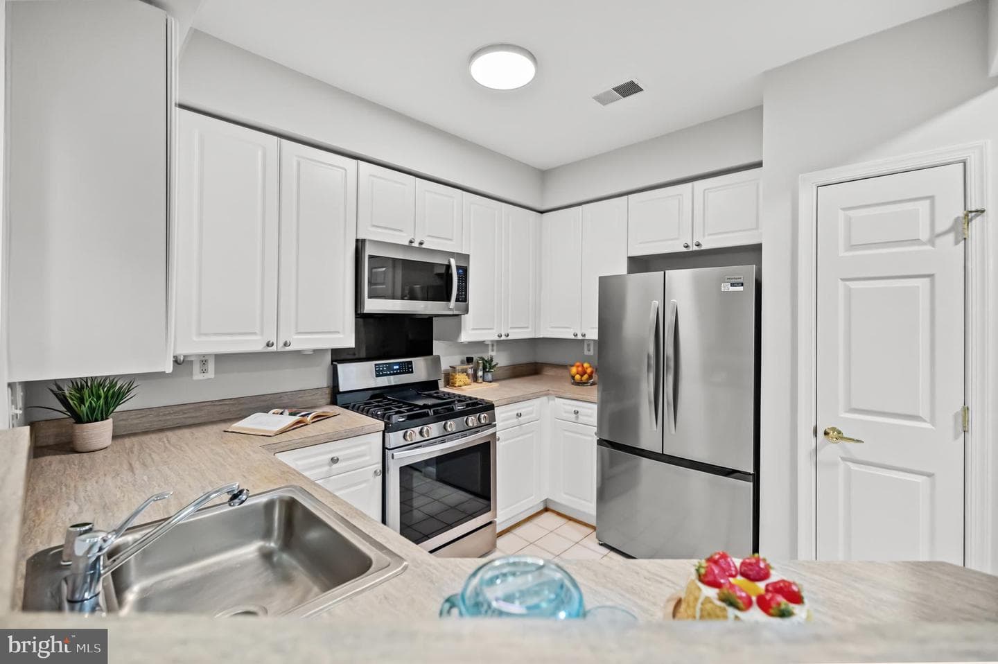 5112 Donovan Drive #107 photo 18