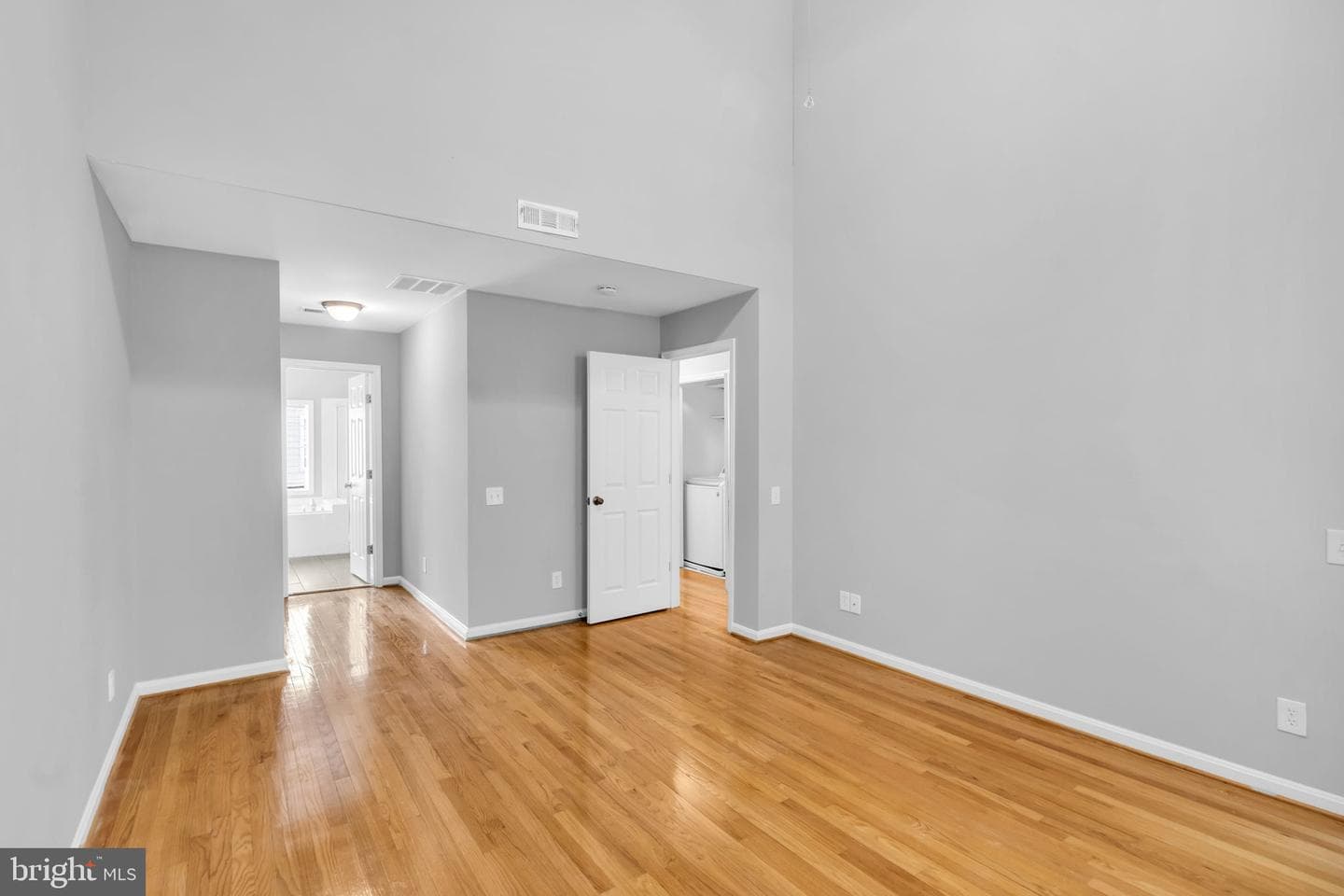 6013 Riddle Walk photo 16
