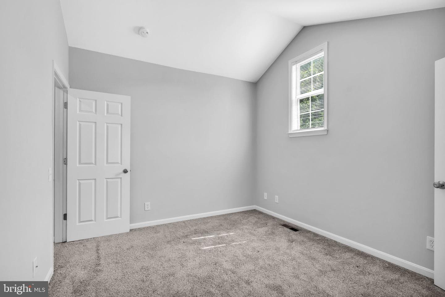 6013 Riddle Walk photo 26
