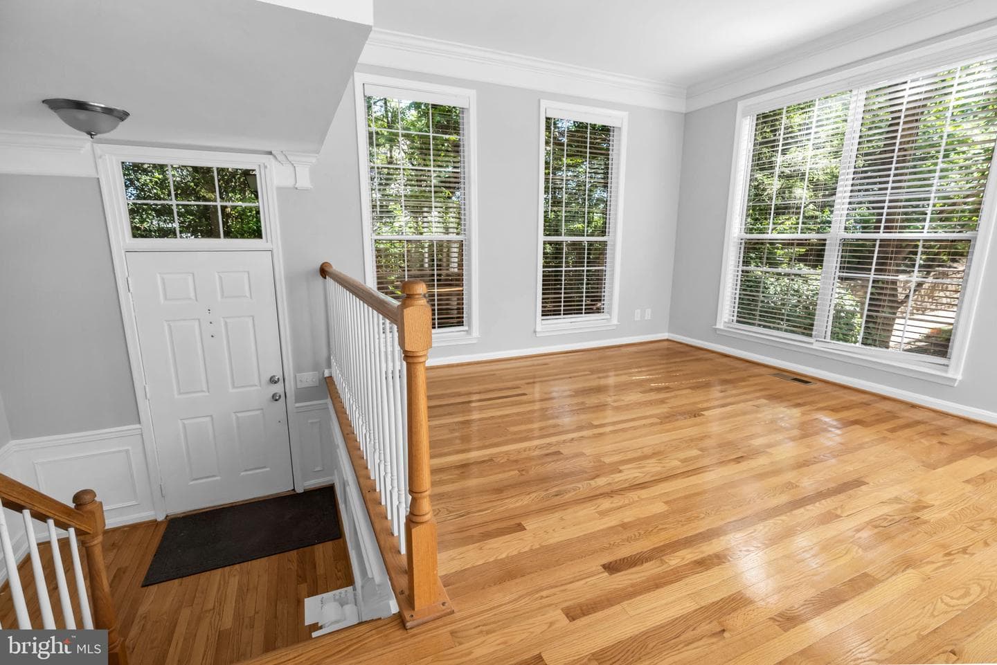 6013 Riddle Walk photo 4
