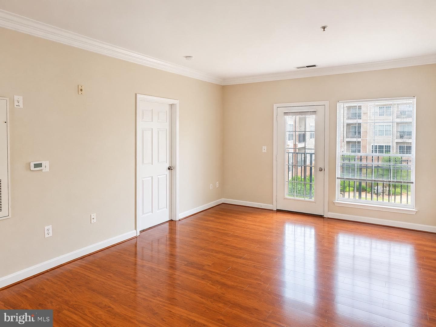 4850 Eisenhower Avenue #304, Alexandria