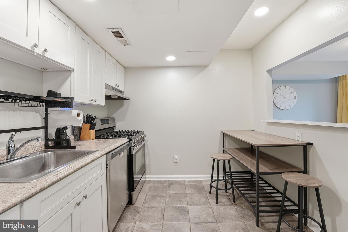 501 N Armistead Street #t3 photo 12