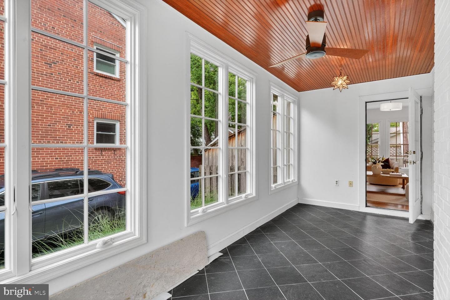 105 Adams Avenue photo 10
