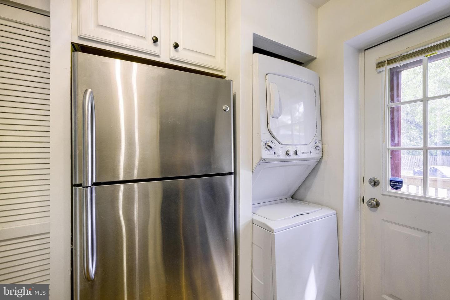 1403 E Abingdon Dr # 2 photo 14