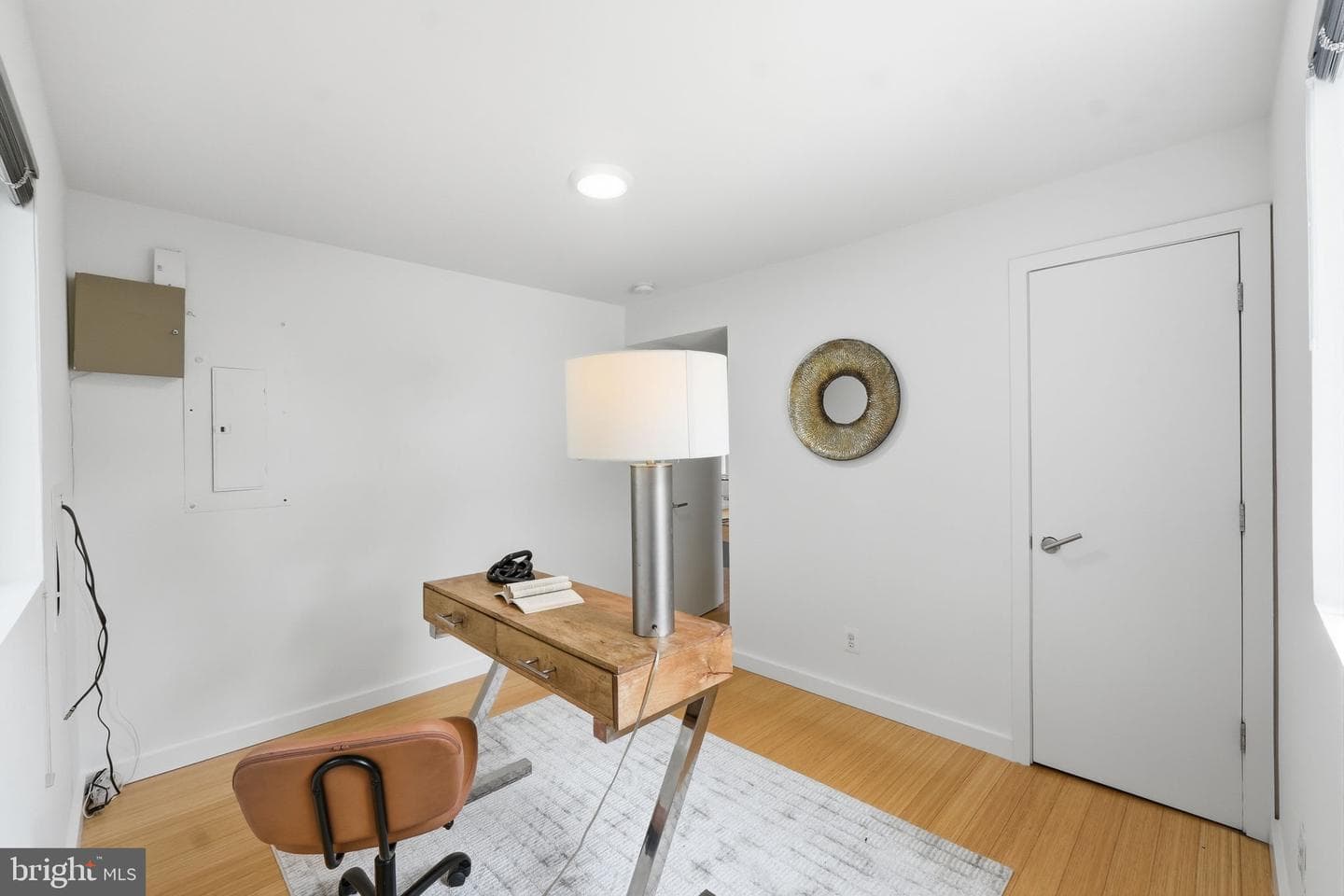 213 E Raymond Avenue photo 14