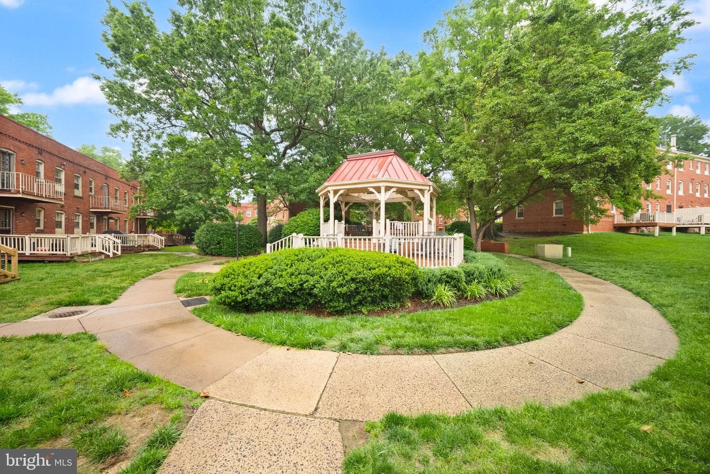 1311 E Abingdon Drive #4 photo 16