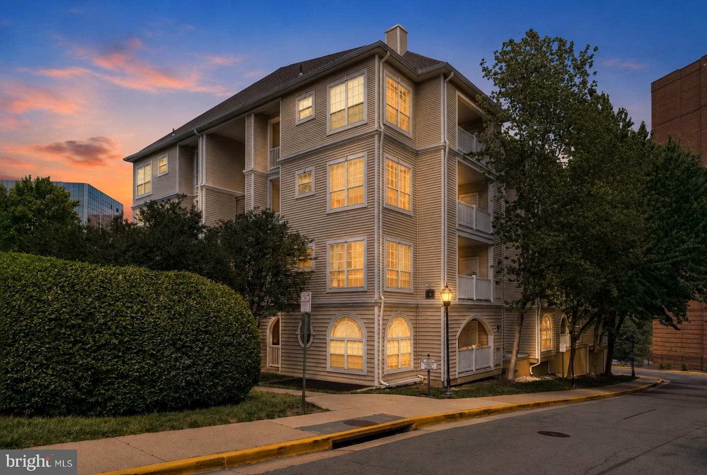 4551 Strutfield Lane #4308, Alexandria