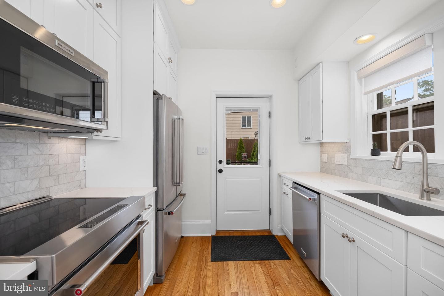 1005 Oronoco Street photo 13
