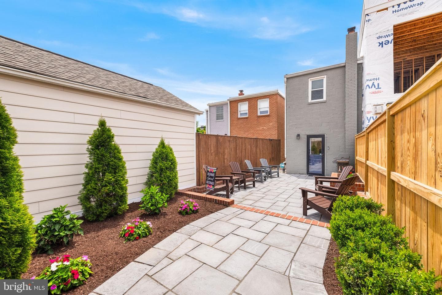 1005 Oronoco Street photo 31