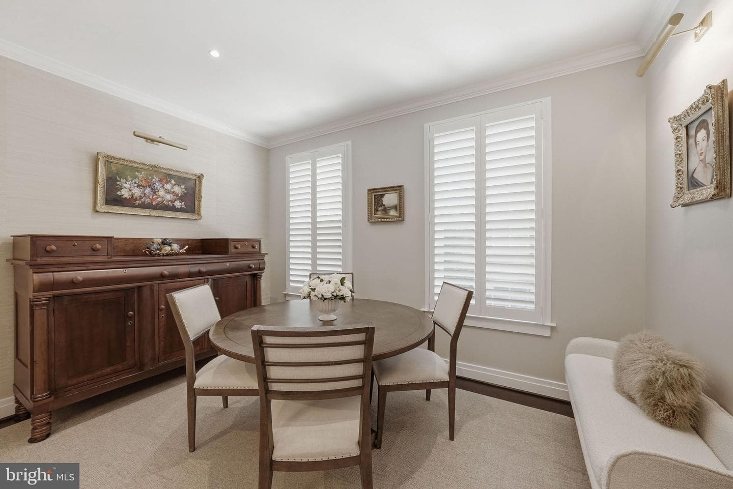 223 Montgomery photo 4