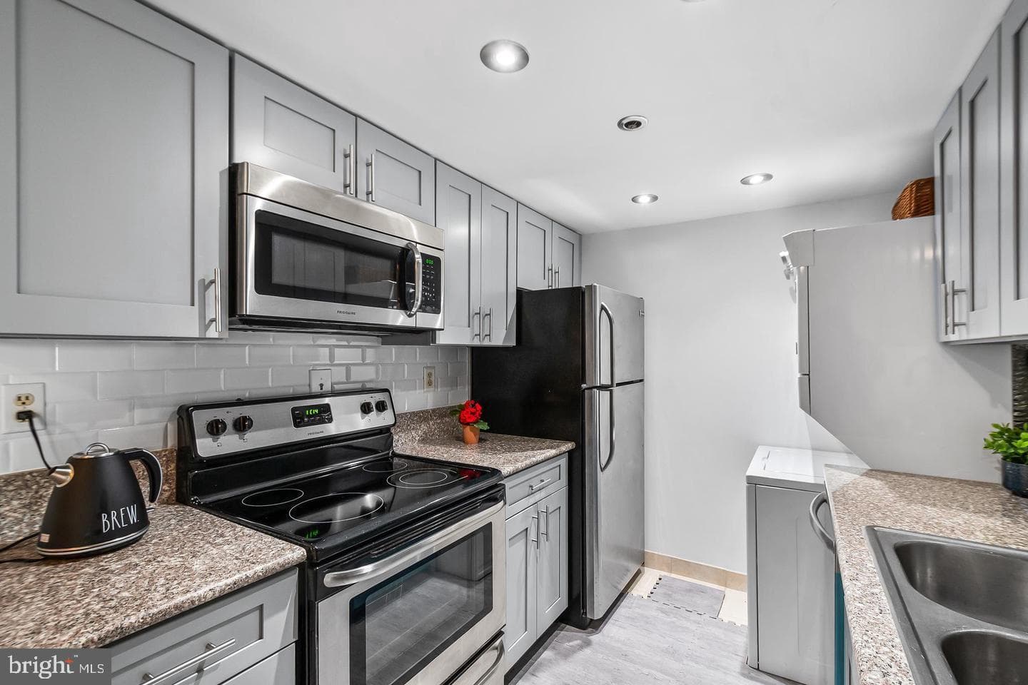 5911 Edsall Road #608 photo 3