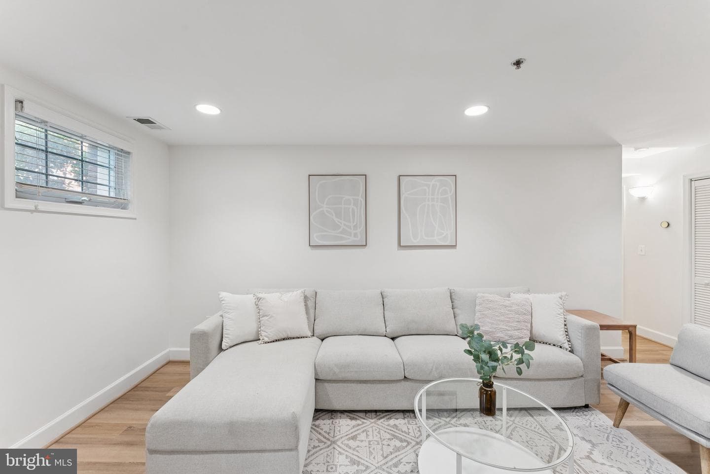 610 Bashford Ln # 1301 photo 12