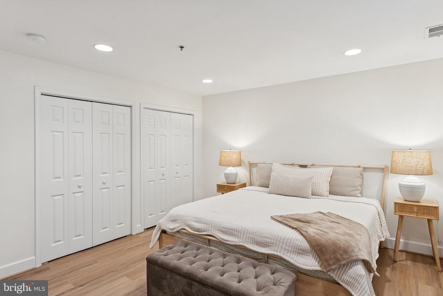 610 Bashford Ln # 1301 photo 15