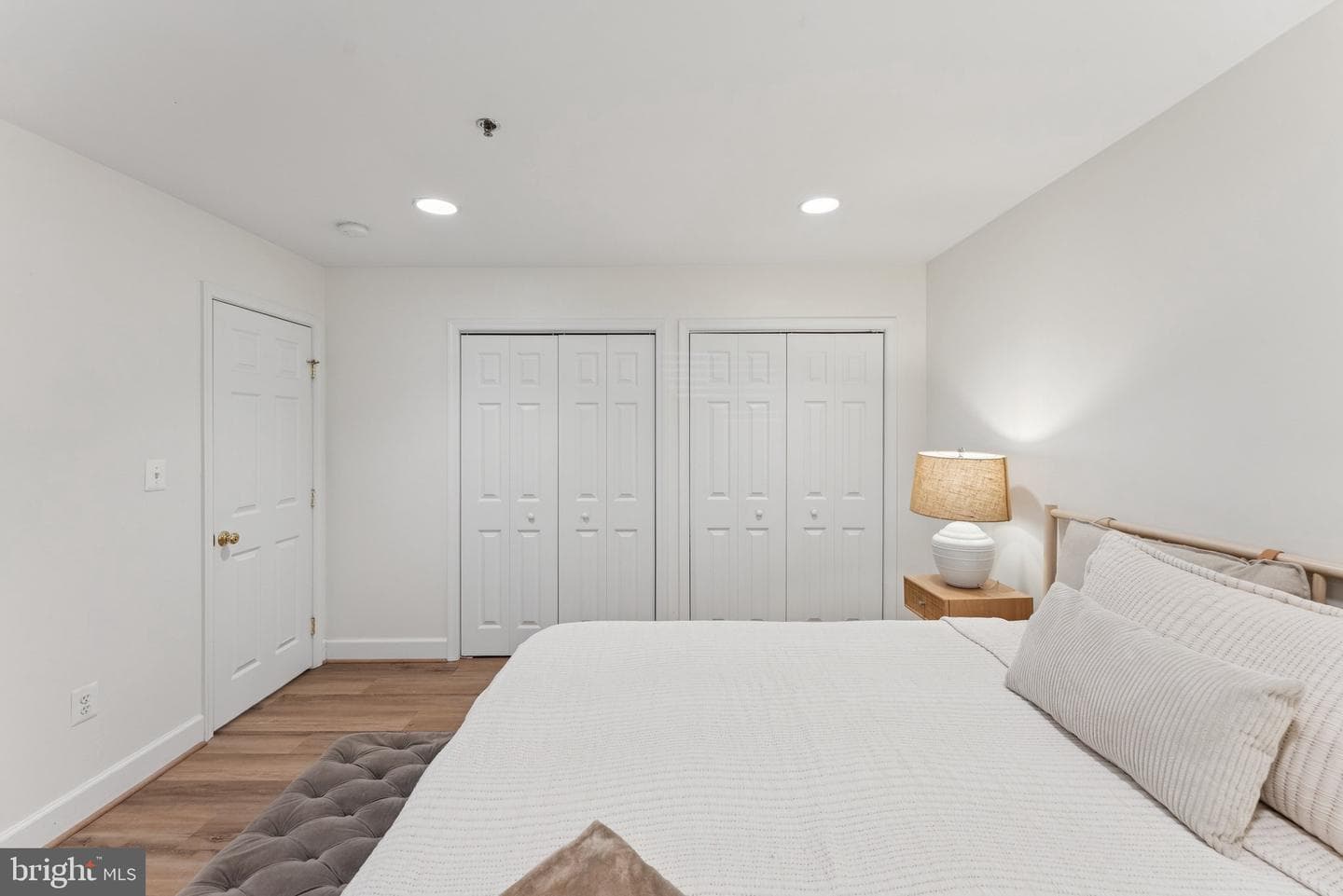 610 Bashford Ln # 1301 photo 17