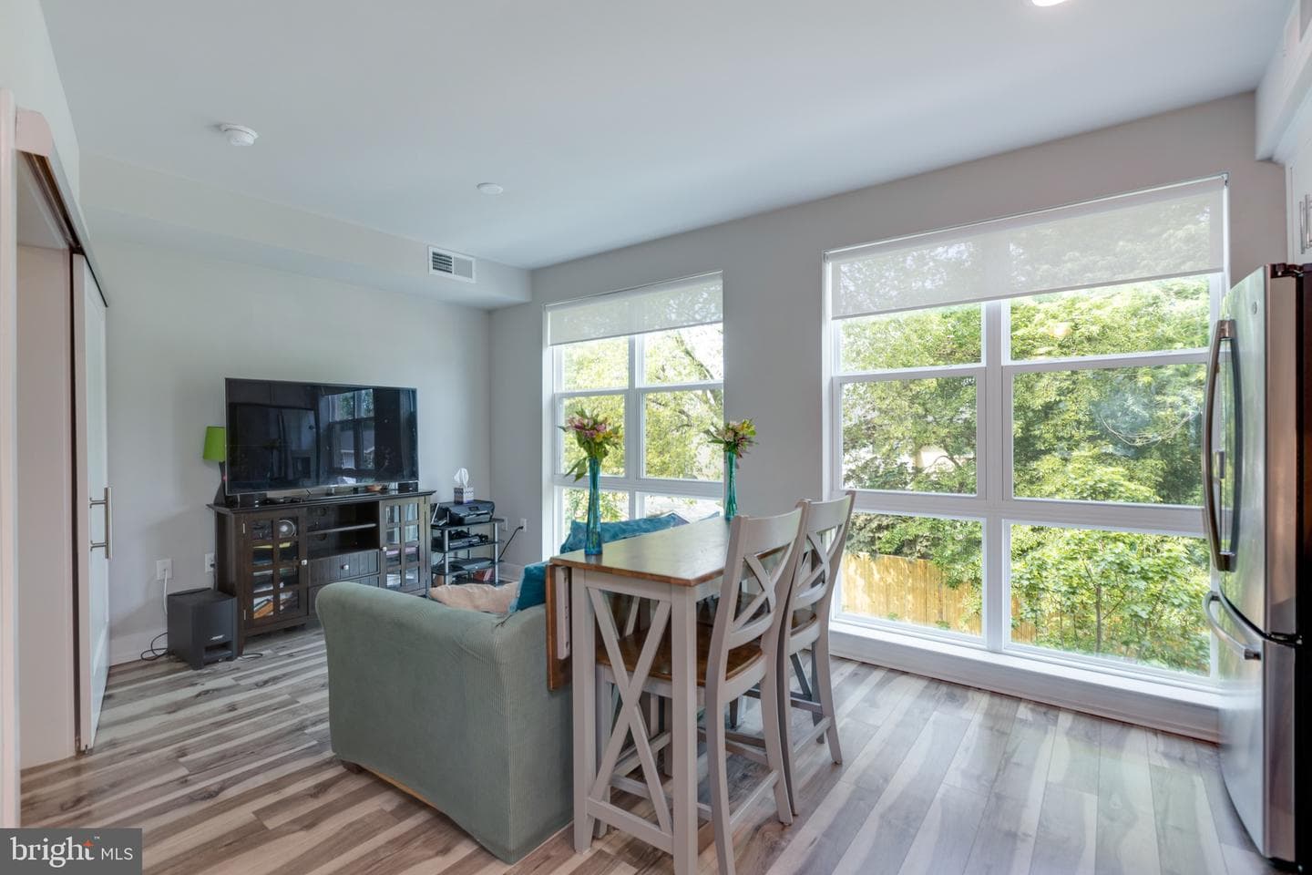1800 Mount Vernon Avenue #215 photo 3