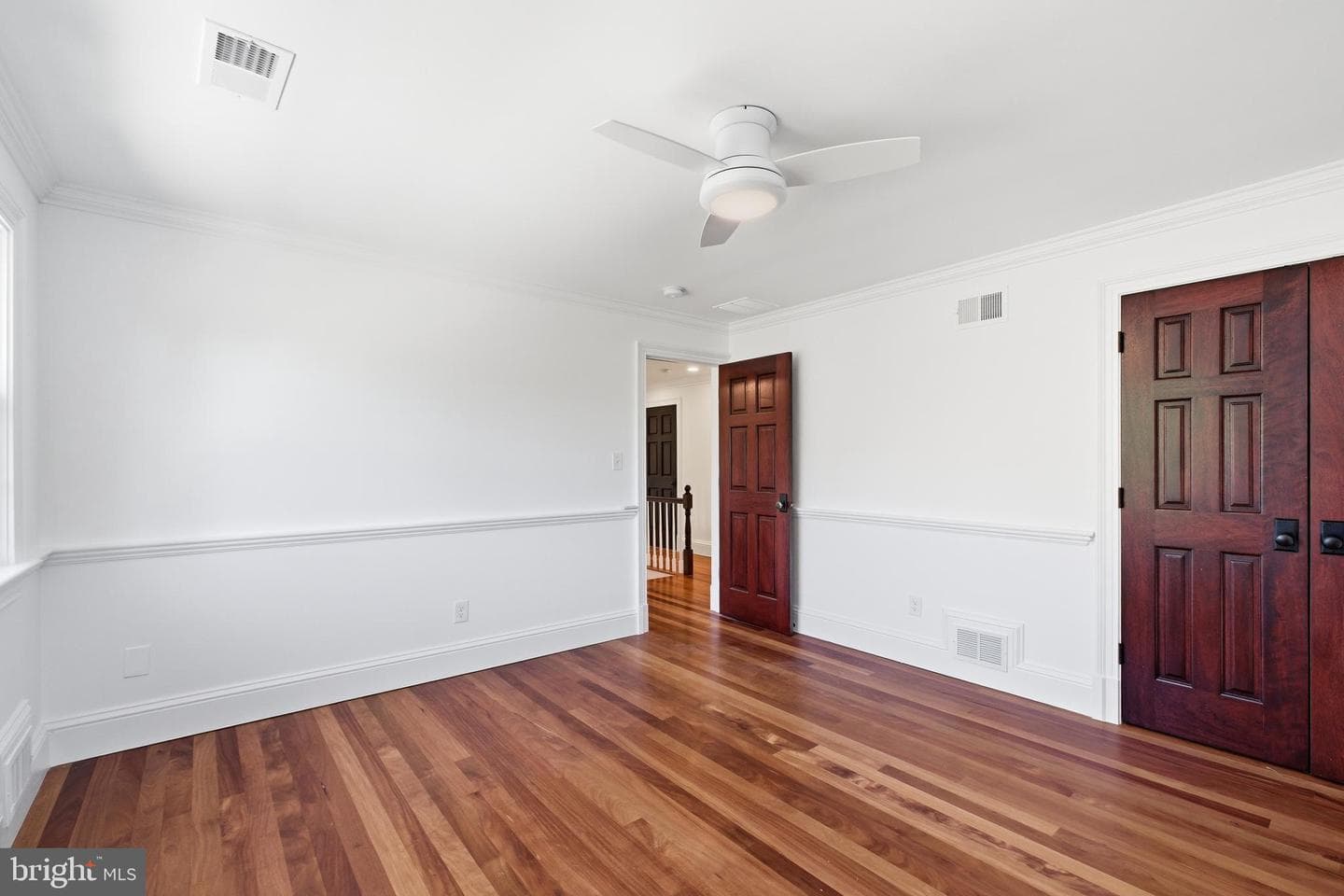 1337 Kingston Avenue photo 39