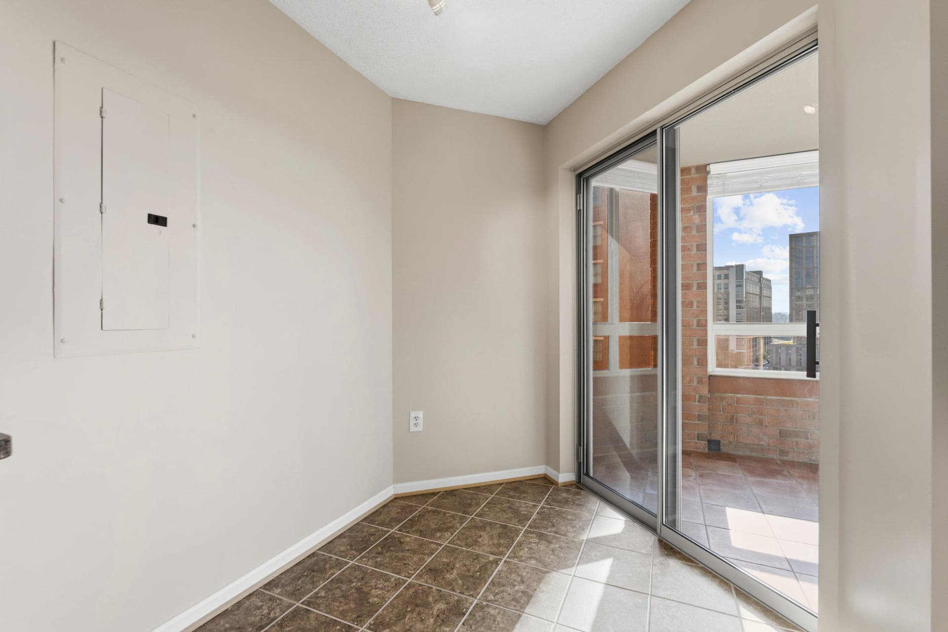 2181 Jamieson Avenue #901 photo 11