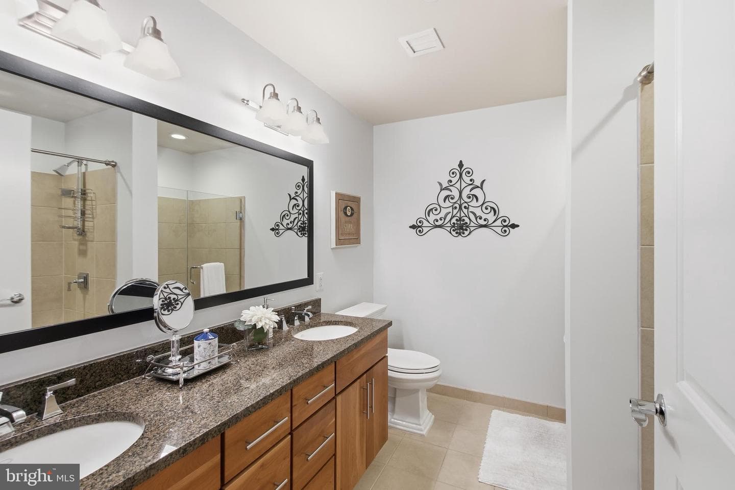 2050 Jamieson Ave #1001 photo 24