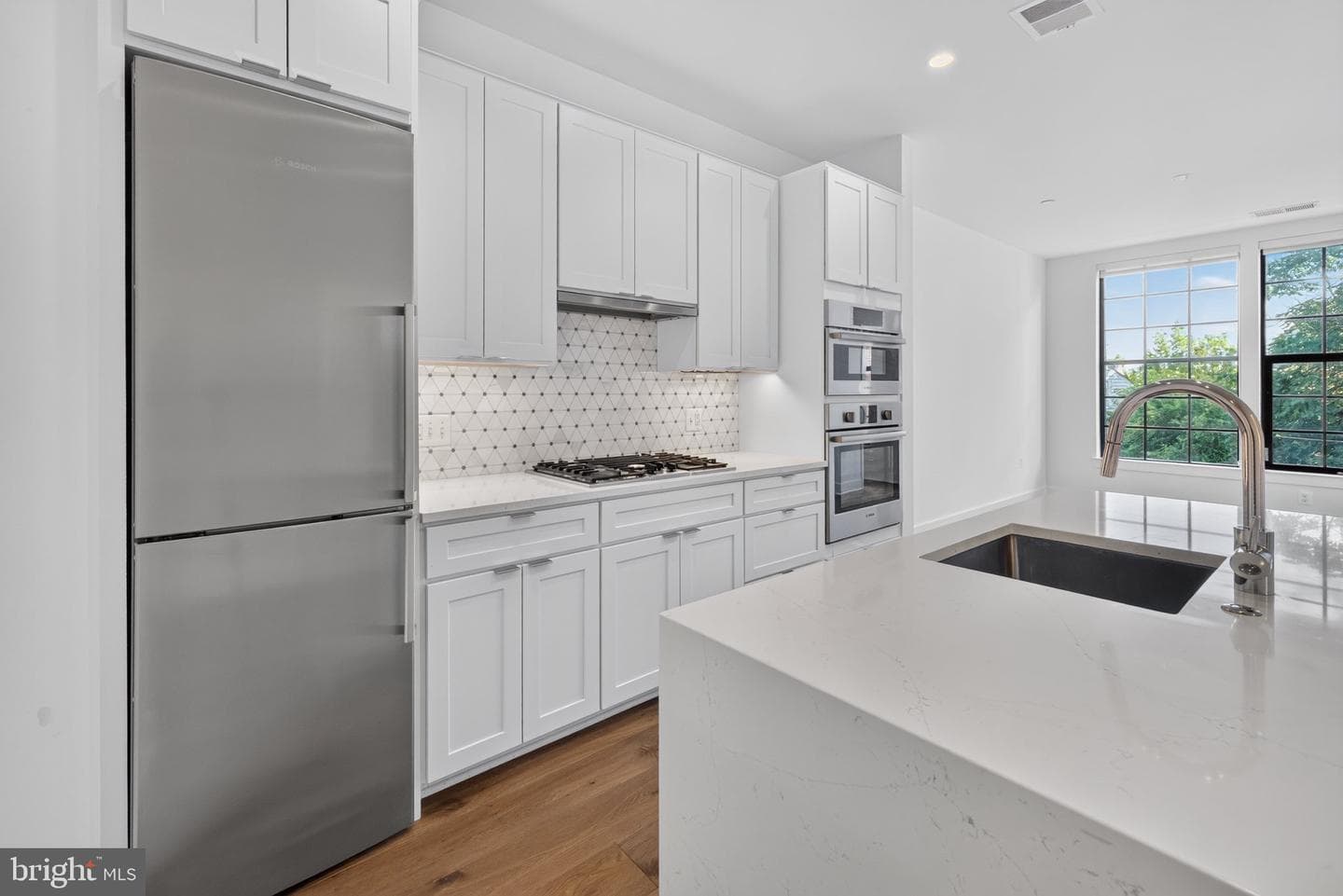 1312 King Street #302 photo 3