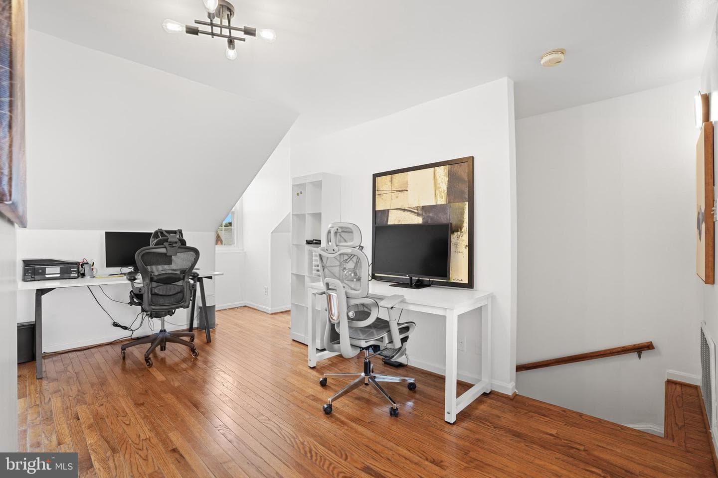686 S Columbus Street photo 45