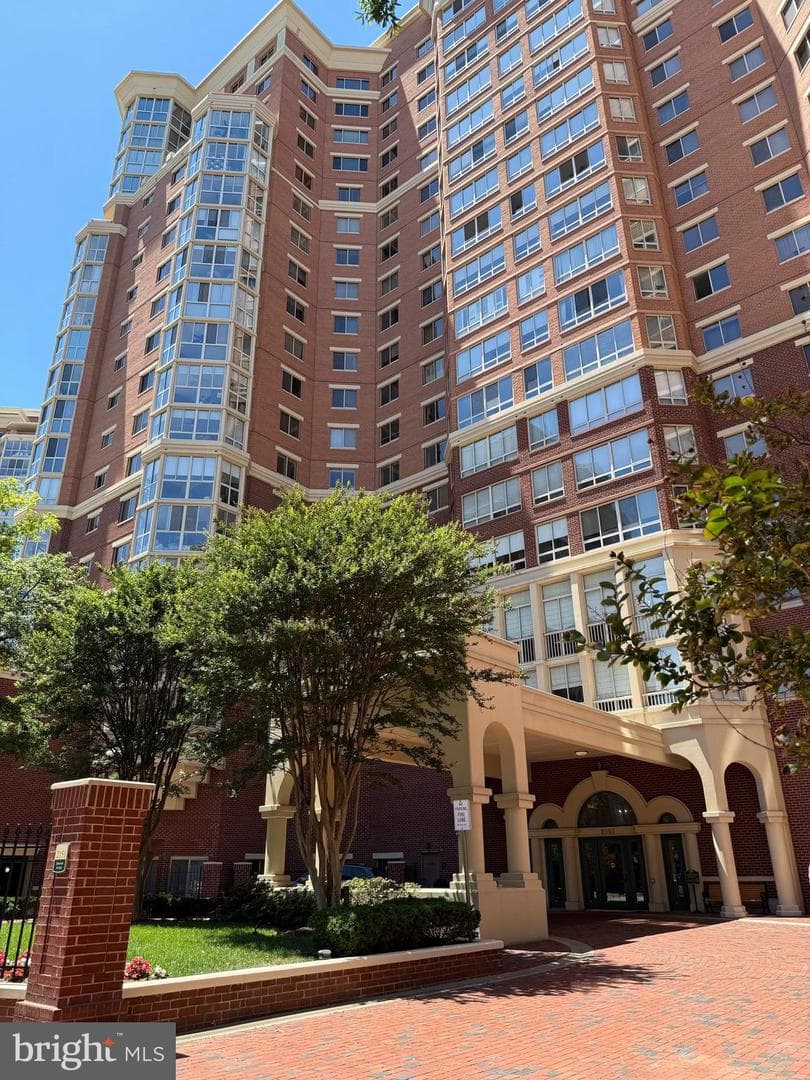 2151 Jamieson Avenue #1604, Alexandria