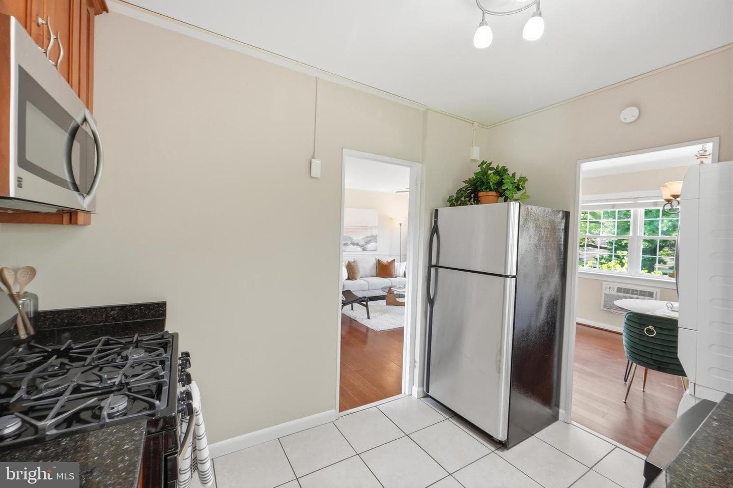 3430 Martha Custis Drive photo 15