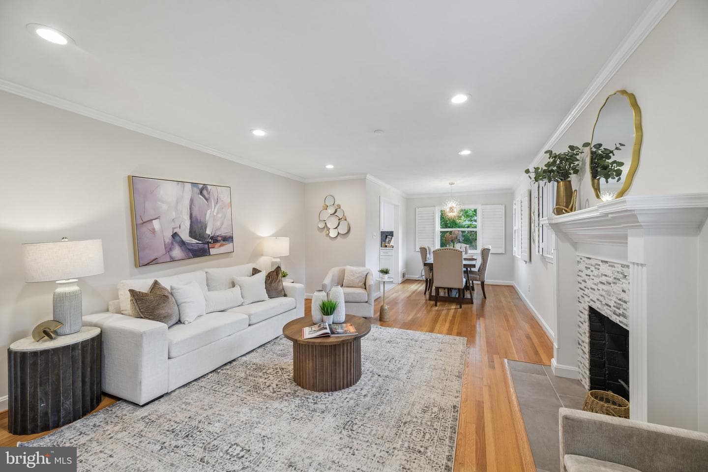 1111 Archer Court photo 4