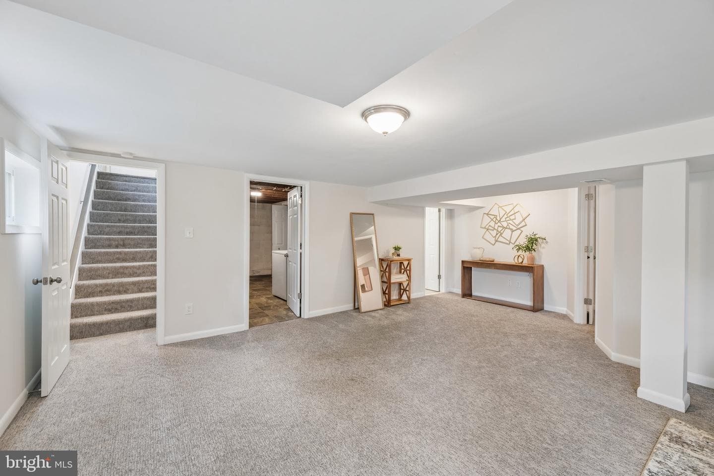 1111 Archer Court photo 44