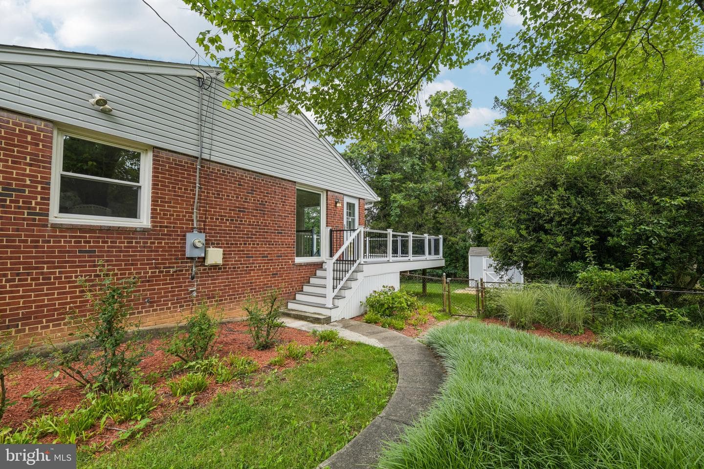 1111 Archer Court photo 53