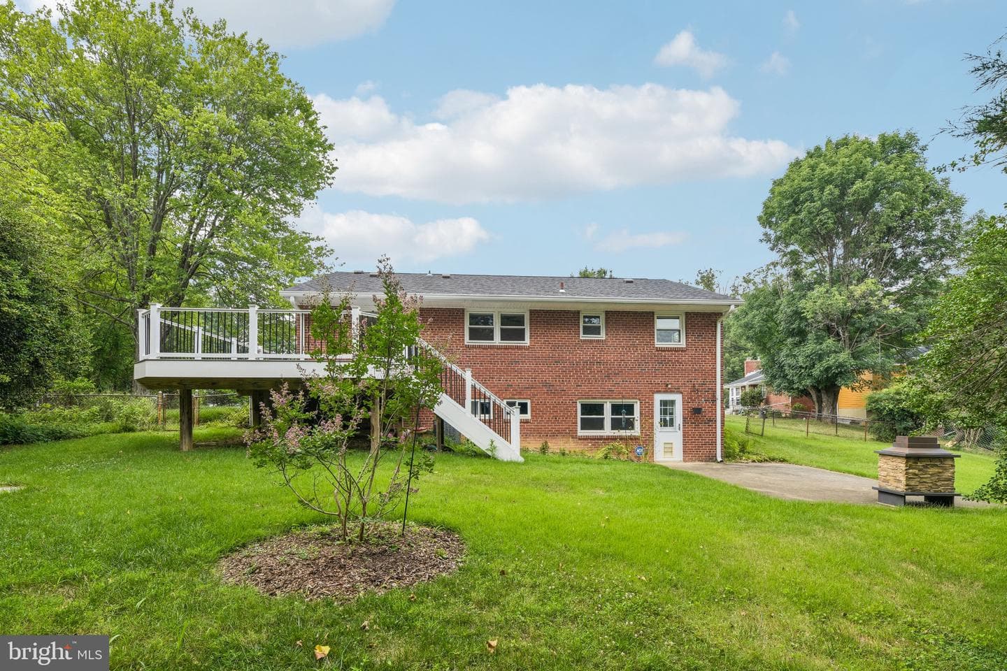 1111 Archer Court photo 55
