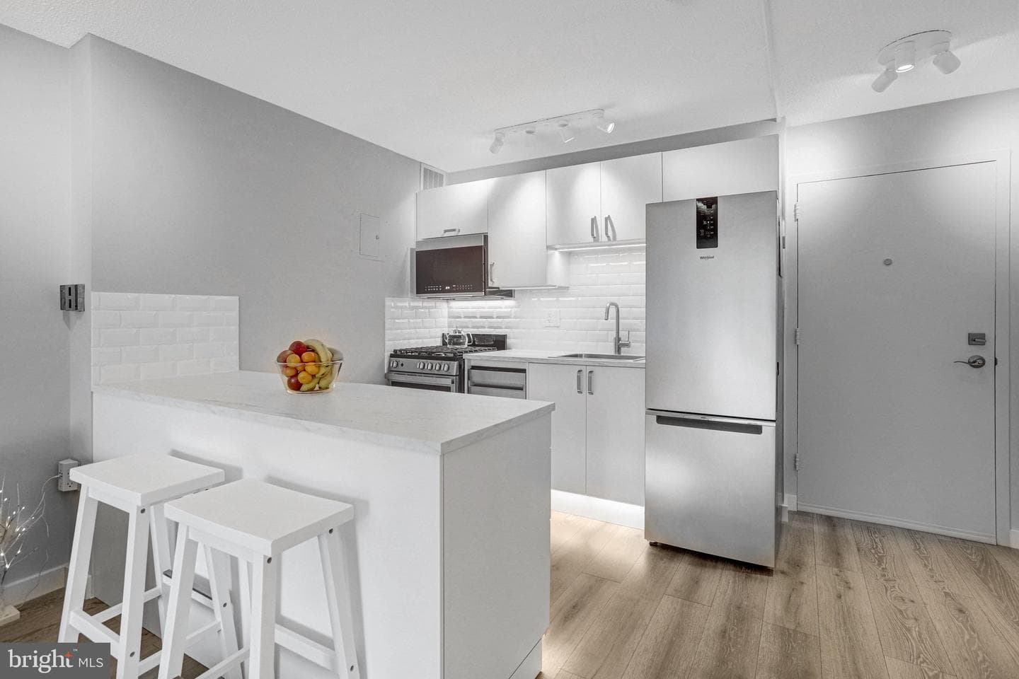 2500 N Van Dorn Street #320, Alexandria