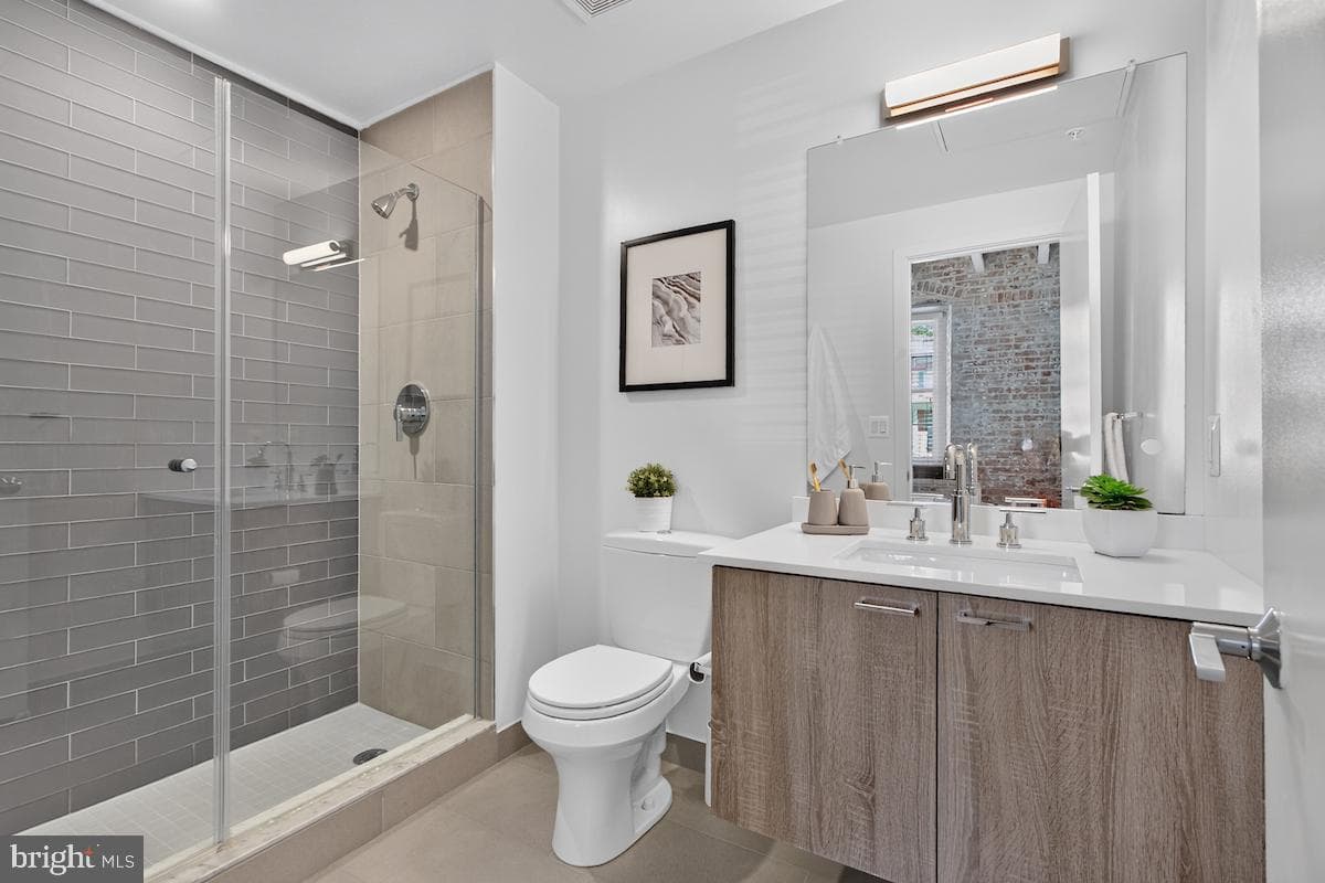 515 N Washington Street #105 photo 33