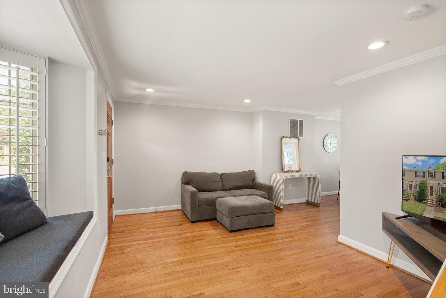 3736 Keller Avenue photo 4