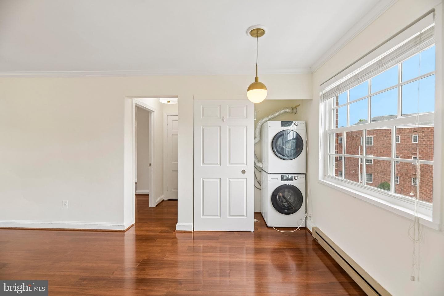 1722 W Abingdon Drive #301 photo 17