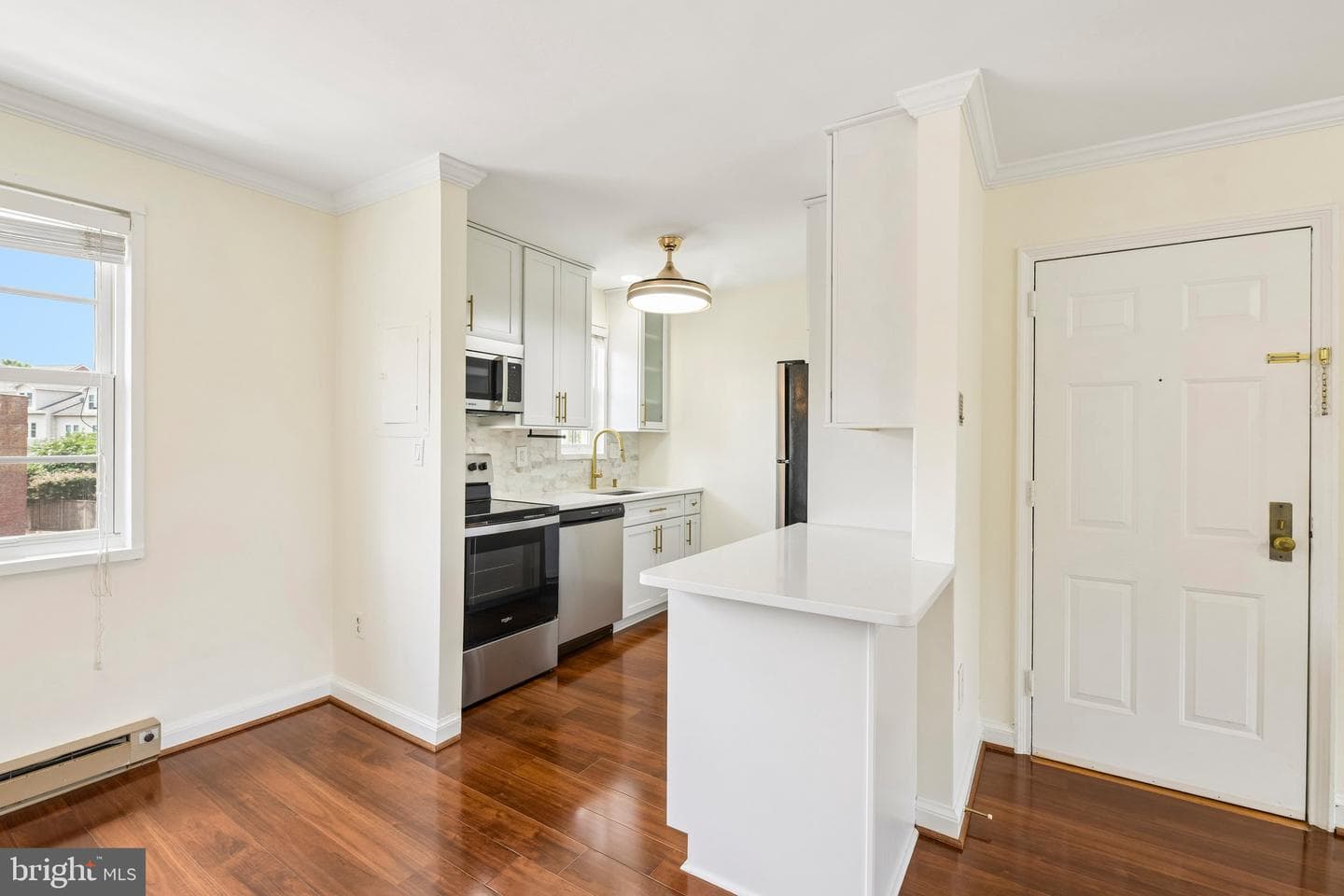 1722 W Abingdon Drive #301 photo 22