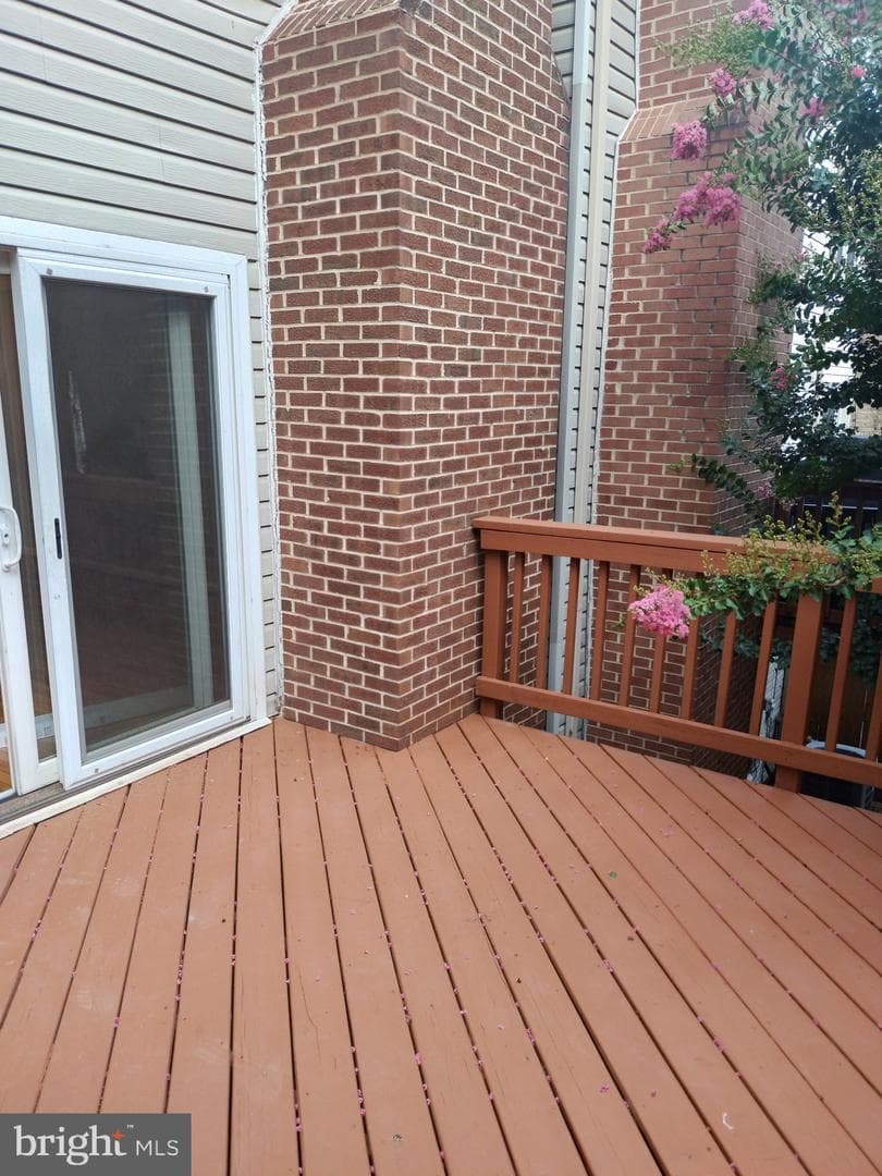 1220 Quaker Hill Drive photo 18