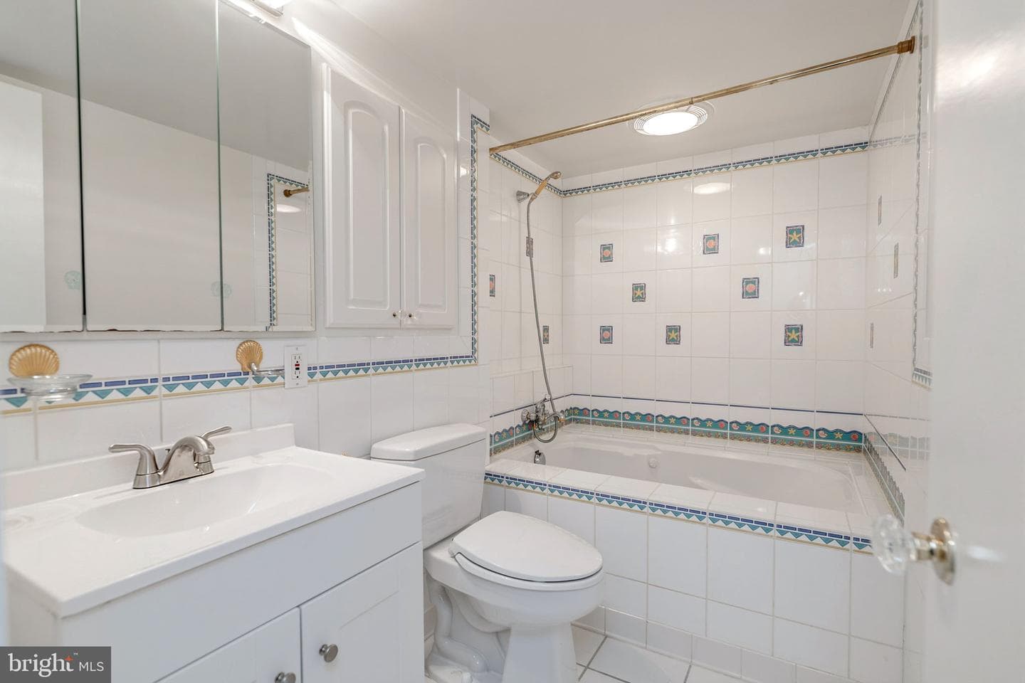 307 Yoakum Pkwy # 512 photo 21